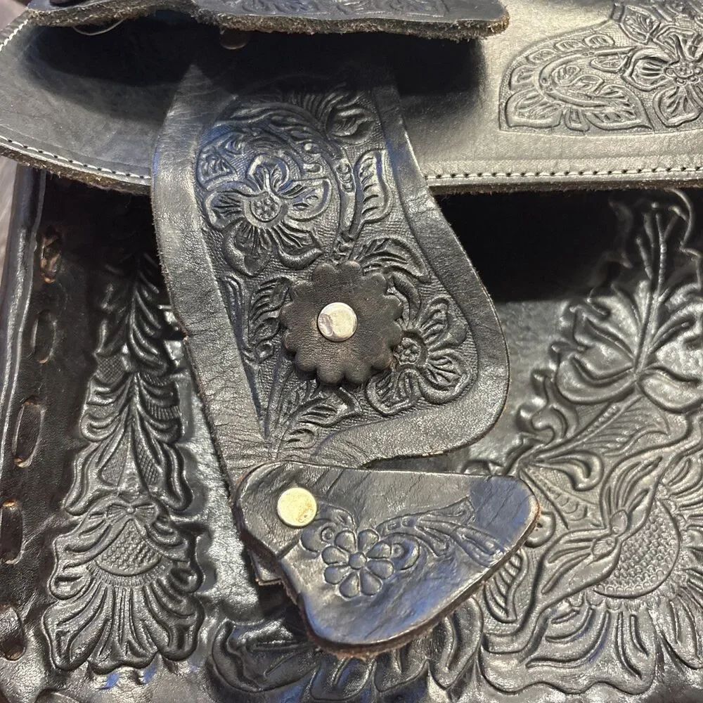 VTG Saddle Shearling Shoulder Bag Hand Crafted Tooled Leather